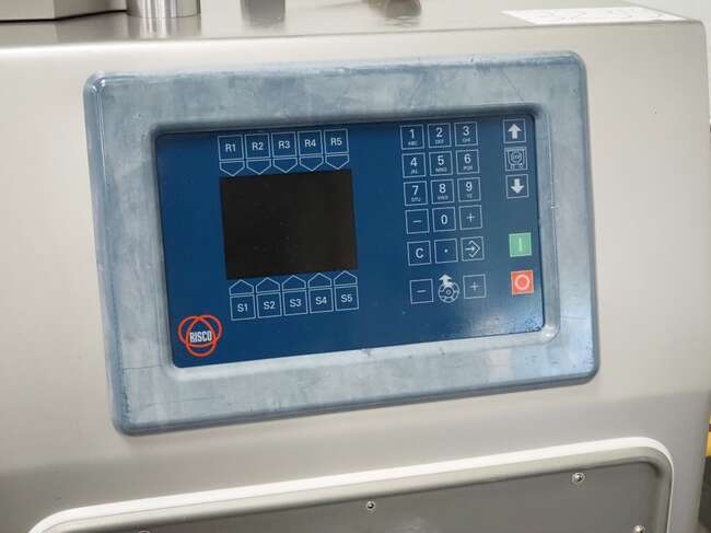 Risco vacuum filler