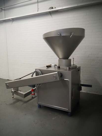 Risco vacuum filler